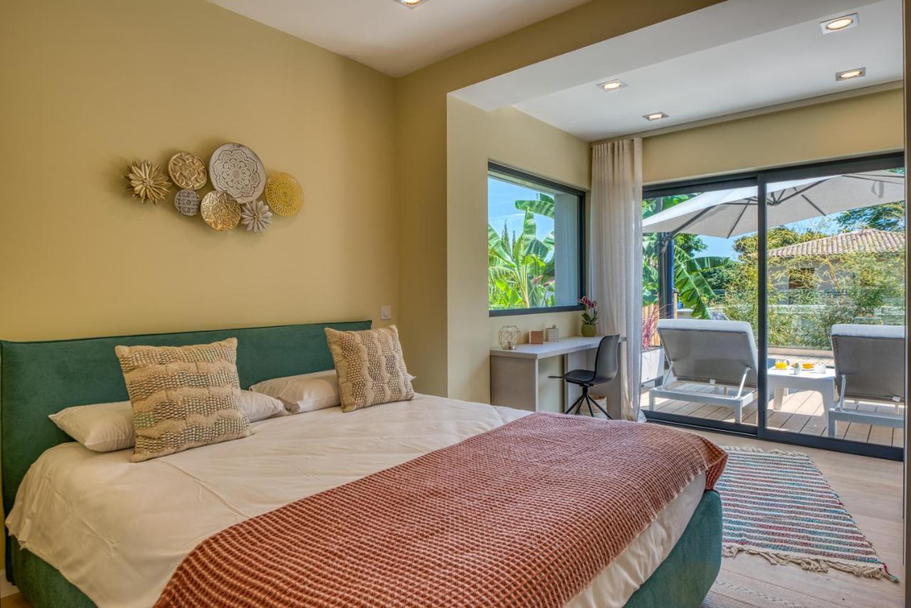 Deluxe Villa Graziella 200 M From The Beach Eze Exterior photo