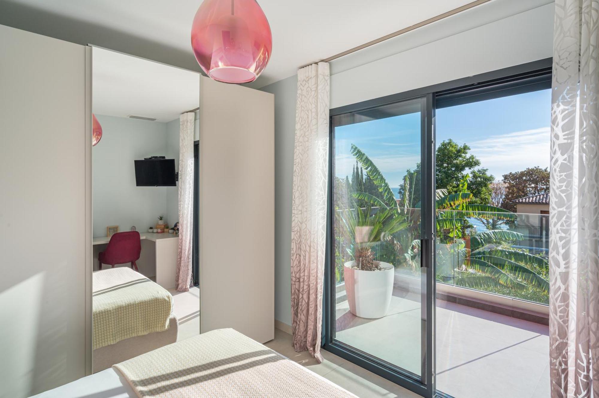 Deluxe Villa Graziella 200 M From The Beach Eze Exterior photo