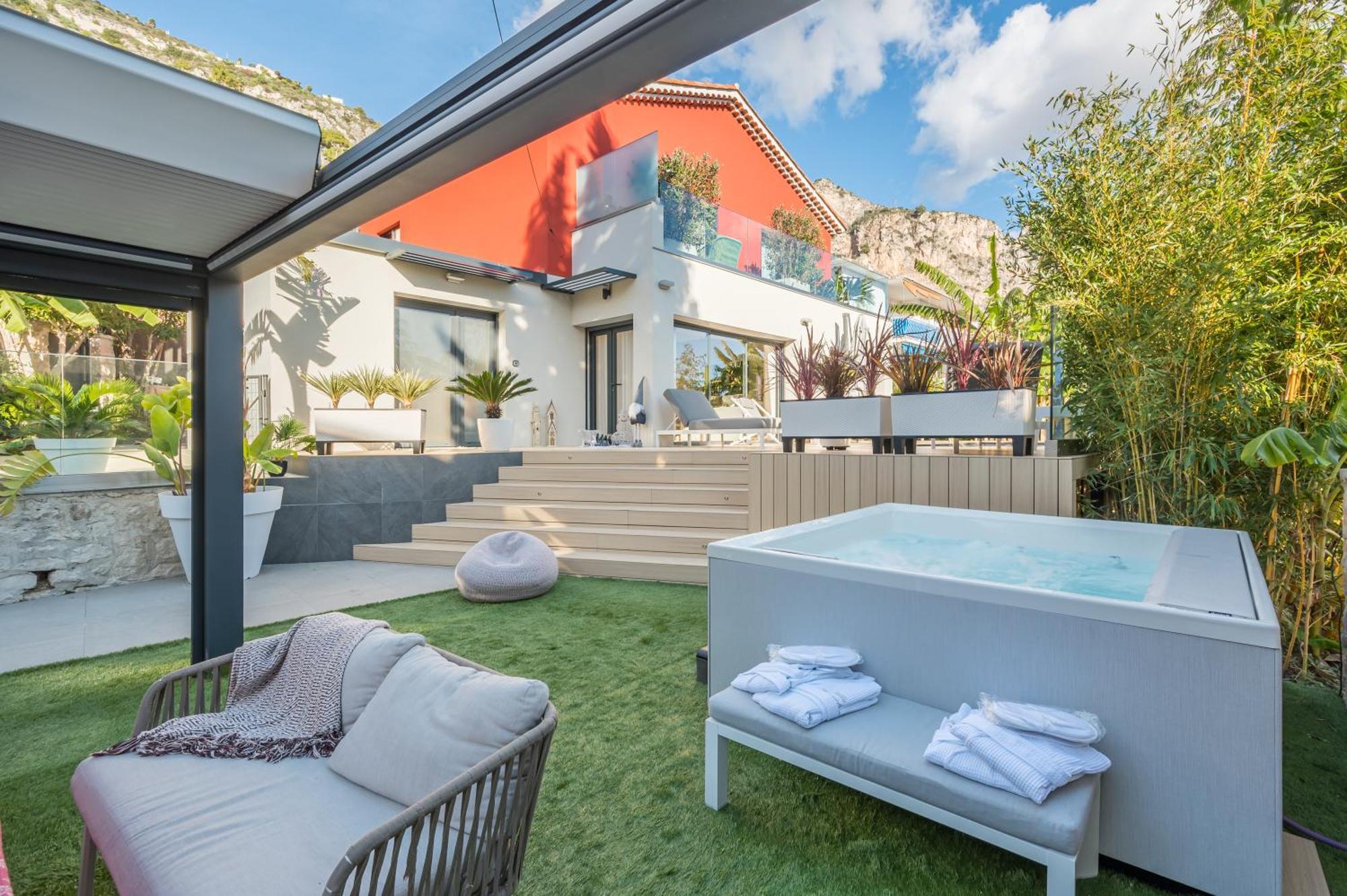 Deluxe Villa Graziella 200 M From The Beach Eze Exterior photo